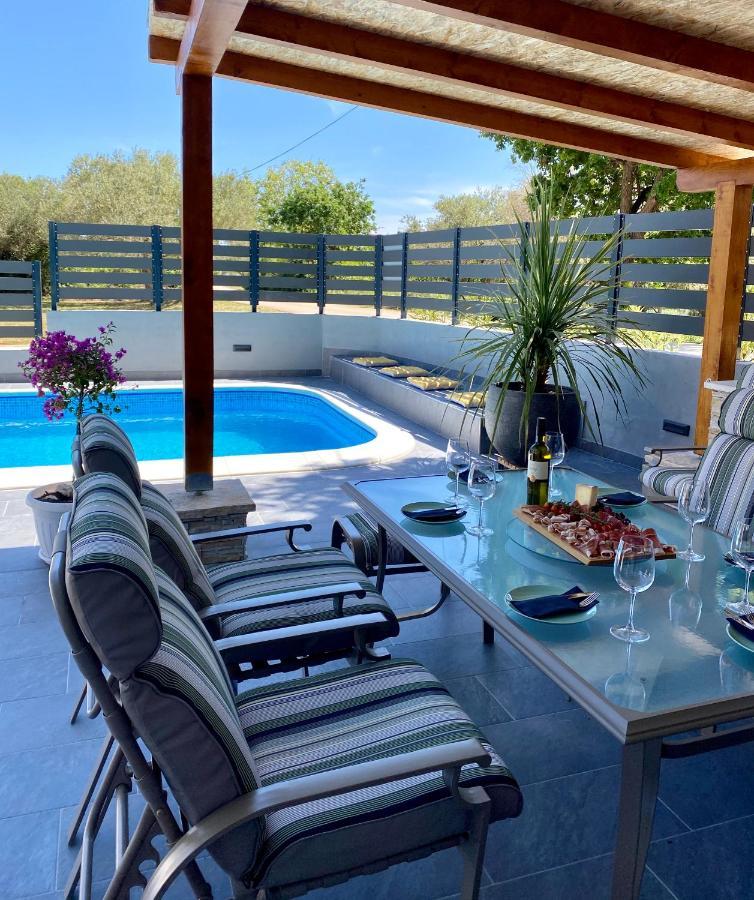 Villa Twins Sukosan With Heated Pool Exterior foto